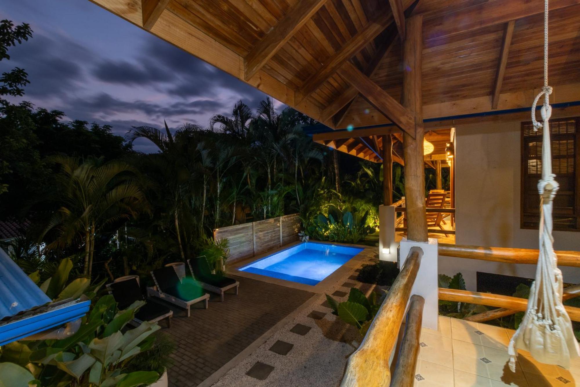 Hotel Blue Surf Sanctuary à Playa Santa Teresa  Extérieur photo