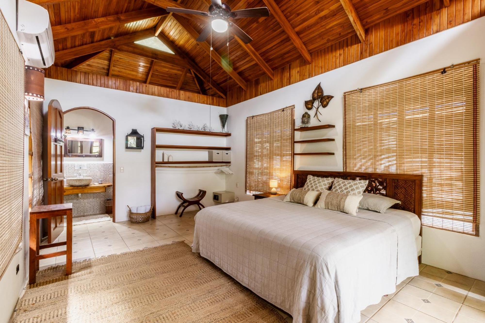 Hotel Blue Surf Sanctuary à Playa Santa Teresa  Extérieur photo