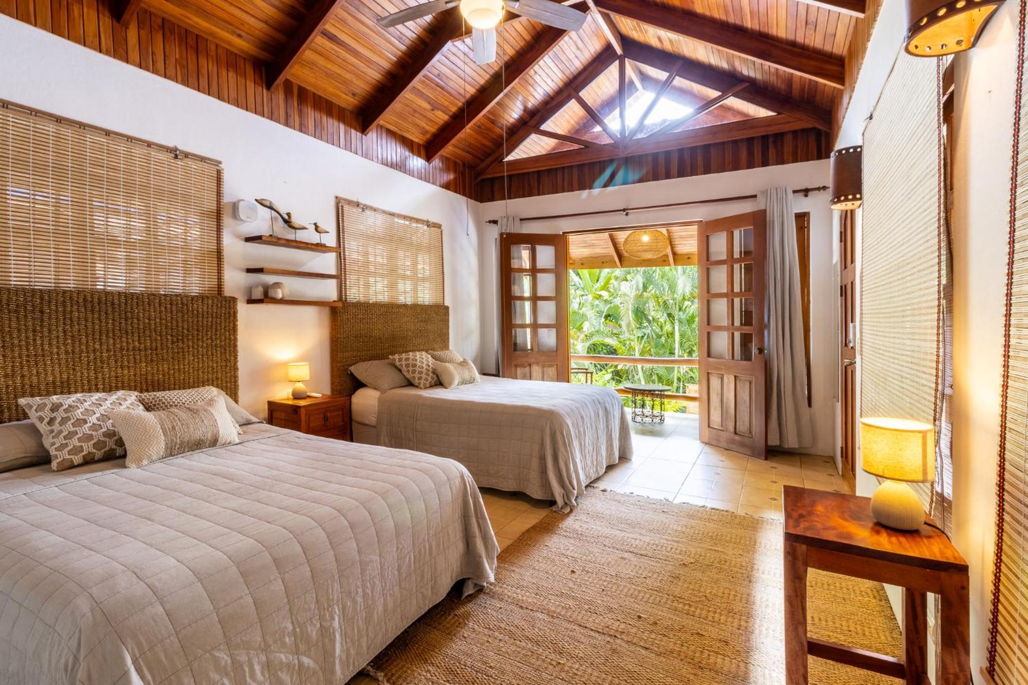 Hotel Blue Surf Sanctuary à Playa Santa Teresa  Extérieur photo
