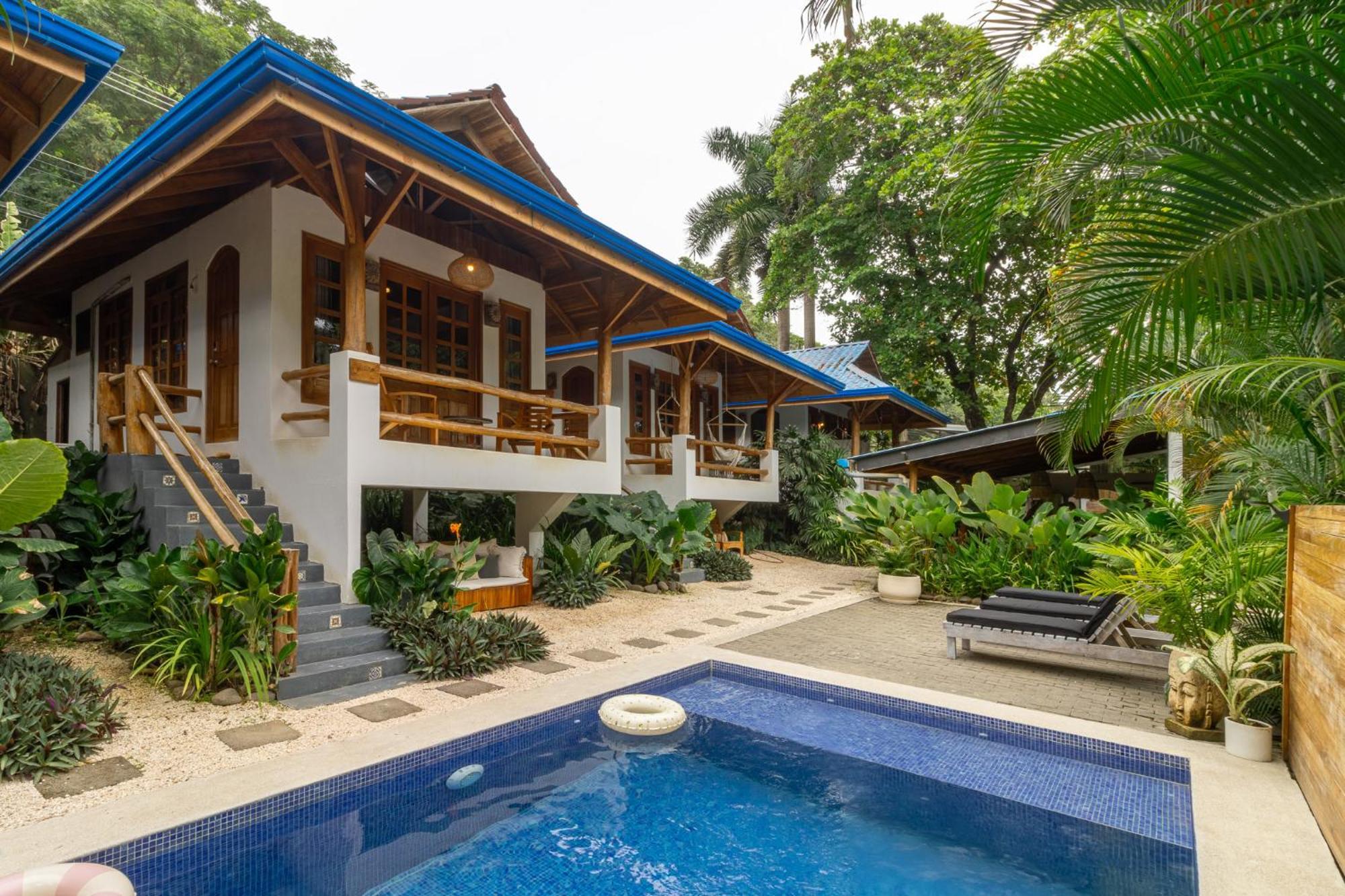 Hotel Blue Surf Sanctuary à Playa Santa Teresa  Extérieur photo