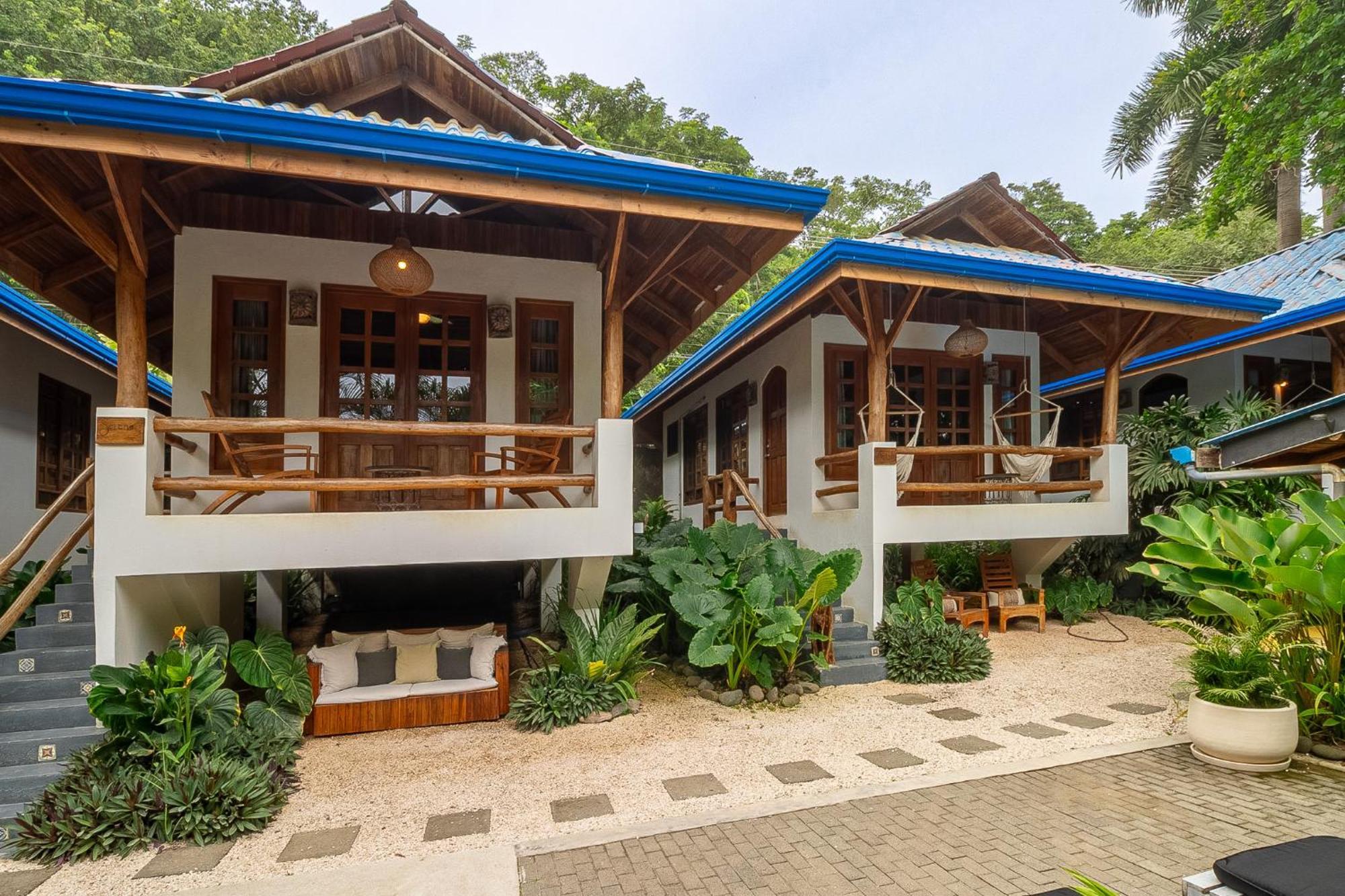 Hotel Blue Surf Sanctuary à Playa Santa Teresa  Extérieur photo