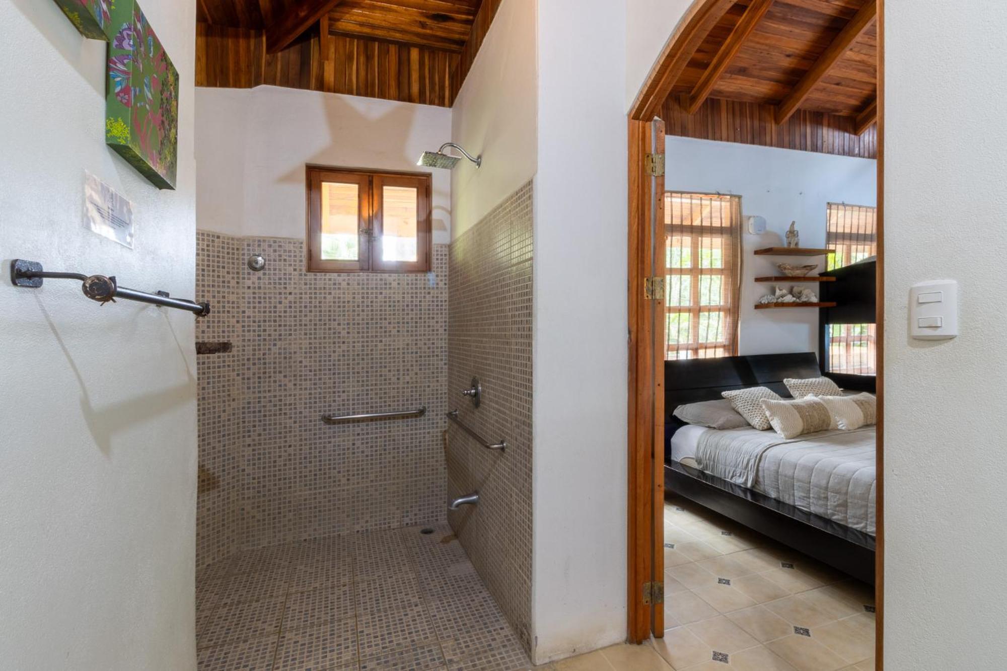Hotel Blue Surf Sanctuary à Playa Santa Teresa  Extérieur photo