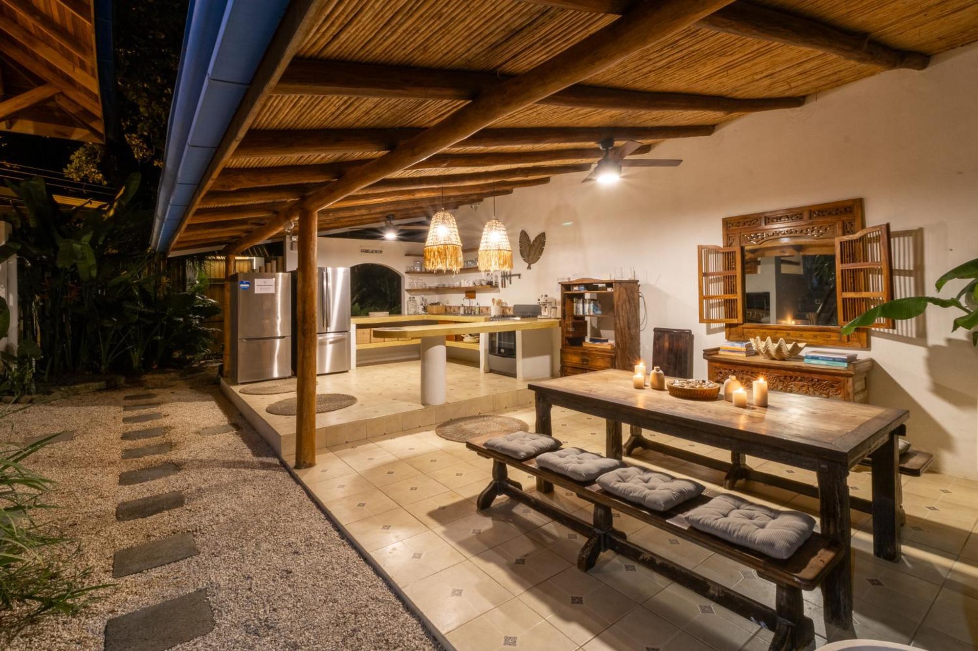 Hotel Blue Surf Sanctuary à Playa Santa Teresa  Extérieur photo